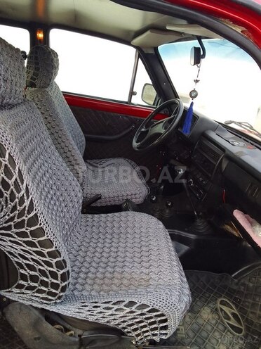 LADA (VAZ) Niva 1995, 100,000 km - 1.7 л - Yardımlı