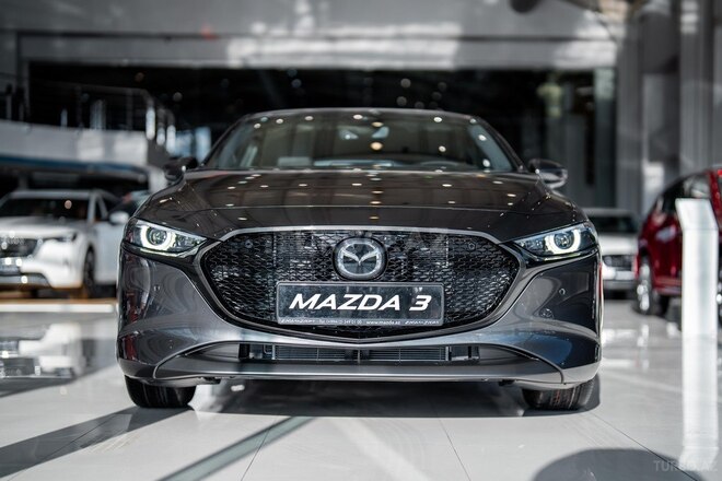 Mazda 3-2