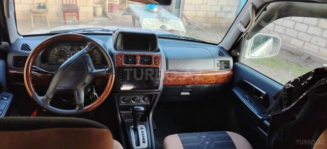 Mitsubishi Pajero io 2001, 300,000 km - 2.0 л - Salyan