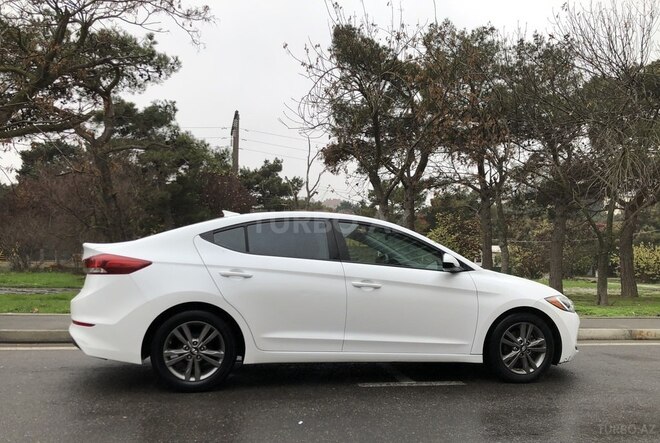 Hyundai Elantra 2017, 154,497 km - 2.0 l - Bakı