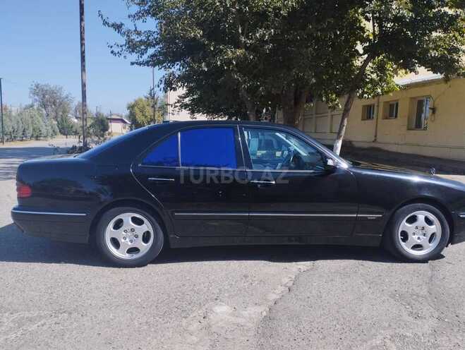 Mercedes E 240 2002, 406,187 km - 2.4 l - Beyləqan