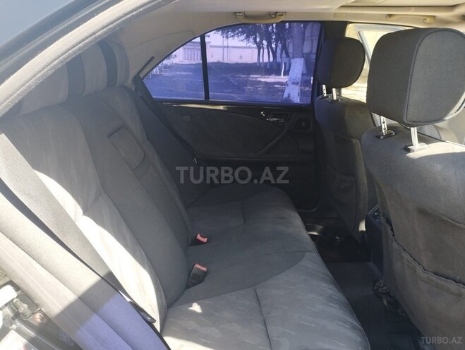 Mercedes E 240 2002, 406,187 km - 2.4 l - Beyləqan