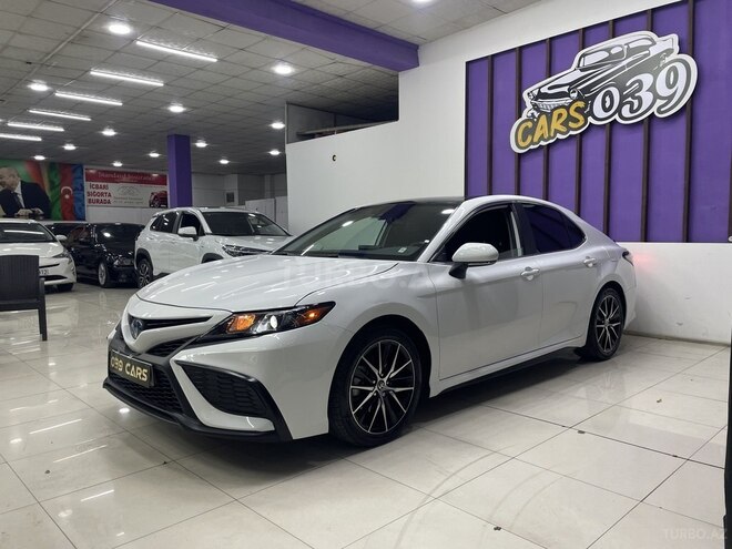 Toyota Camry-7
