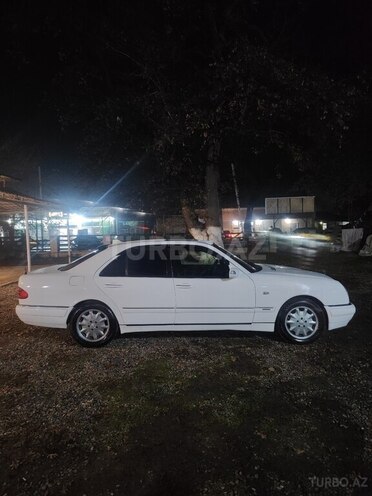 Mercedes E 290 1998, 523,456 km - 2.9 l - Xaçmaz