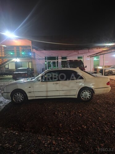 Mercedes E 290 1998, 523,456 km - 2.9 l - Xaçmaz