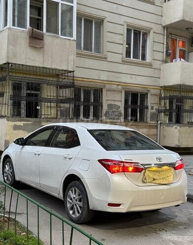 Toyota Corolla 2014, 125,000 km - 1.6 л - Bakı