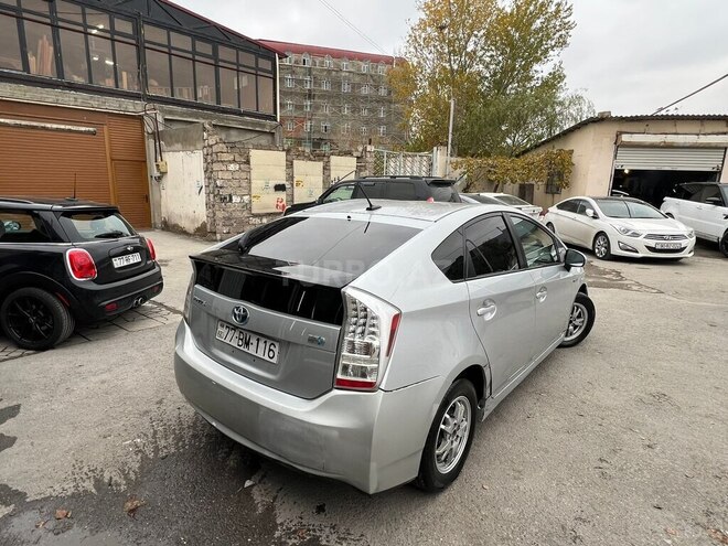 Toyota Prius 2010, 275,842 km - 1.8 л - Bakı