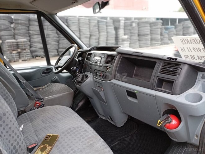 Ford Transit 2010, 200,000 km - 2.4 л - Bakı