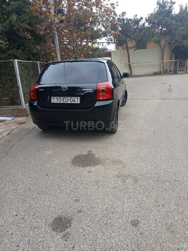 Toyota Corolla 2004, 470,000 km - 1.4 л - Bakı