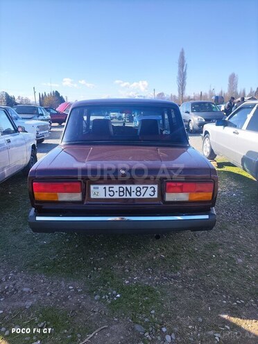 LADA (VAZ) 2105 2003, 500,000 km - 1.5 л - Yevlax