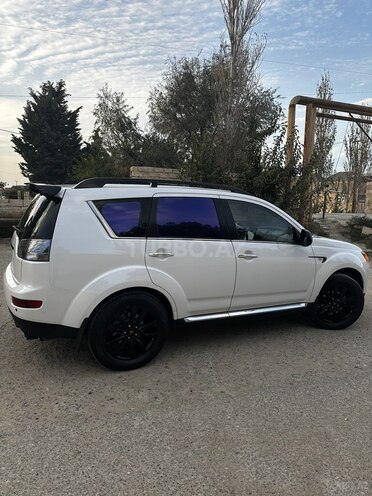 Mitsubishi Outlander 2008, 219,000 km - 3.0 л - Bakı