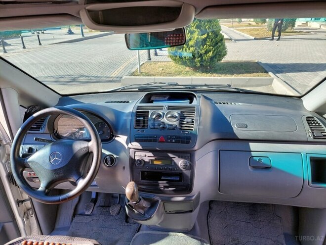 Mercedes Vito 111 2010, 192,000 km - 2.2 л - Yevlax