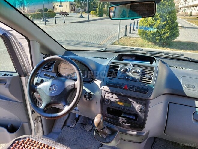 Mercedes Vito 111 2010, 192,000 km - 2.2 л - Yevlax