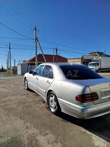 Mercedes E 220 d 1998, 568,800 km - 2.2 l - Sabirabad