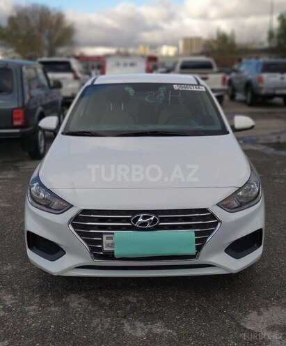 Hyundai Accent 2020, 141,622 km - 1.6 l - Bakı