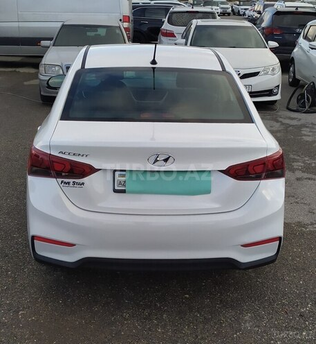 Hyundai Accent 2020, 141,622 km - 1.6 l - Bakı