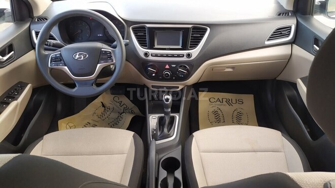 Hyundai Accent 2020, 141,622 km - 1.6 l - Bakı