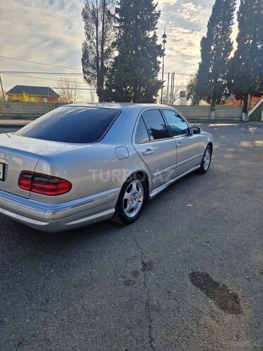 Mercedes E 320 2001, 325,000 km - 3.2 l - Lənkəran