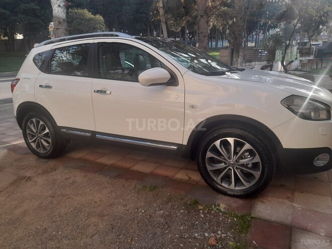 Nissan Qashqai 2010, 215,000 km - 2.0 l - Bakı