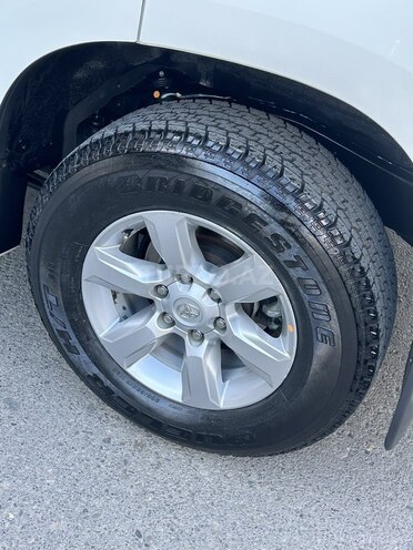 Toyota Land Cruiser Prado 2014, 139,400 km - 2.7 l - Bakı