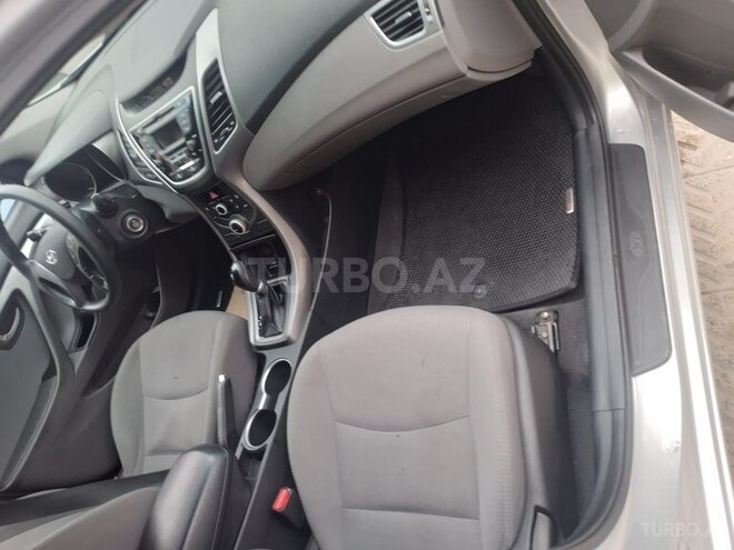 Hyundai Elantra 2015, 112,765 km - 1.8 l - Bakı