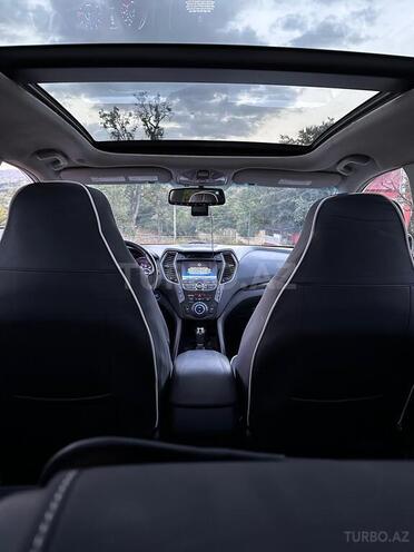 Hyundai Santa Fe 2013, 15,433 km - 2.0 л - Quba