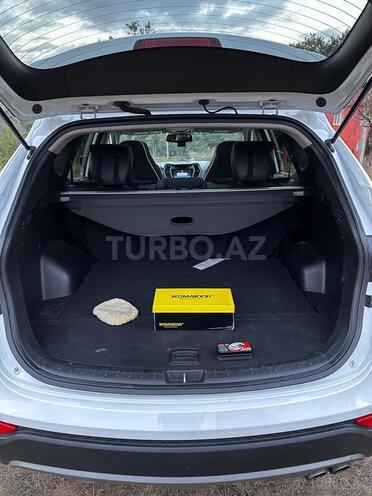 Hyundai Santa Fe 2013, 15,433 km - 2.0 л - Quba