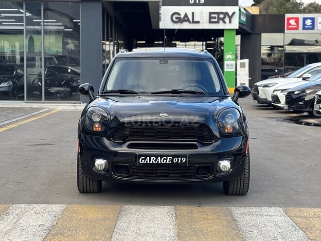 Mini Countryman-1