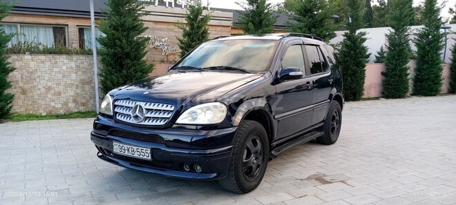 Mercedes ML 270 4MATIC 2003, 212,678 km - 2.7 л - Bakı