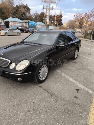 Mercedes E 270 2002, 246,000 km - 2.7 l - Bakı