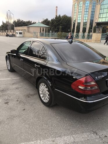 Mercedes E 270 2002, 246,000 km - 2.7 l - Bakı