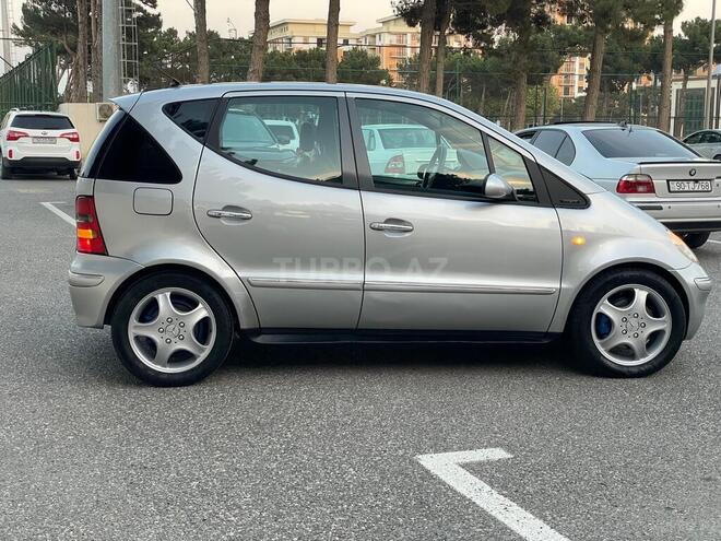 Mercedes A 160 2002, 210,894 km - 1.6 л - Sumqayıt