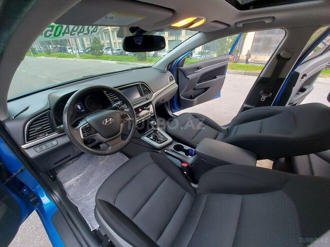 Hyundai Elantra 2017, 130,000 km - 2.0 л - Bakı