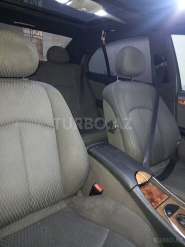 Mercedes E 270 2002, 405,678 km - 2.7 l - Sumqayıt