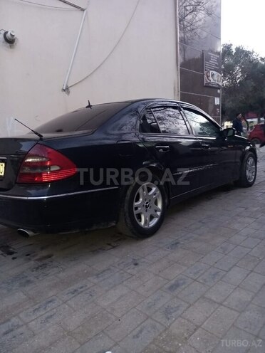 Mercedes E 270 2002, 405,678 km - 2.7 l - Sumqayıt