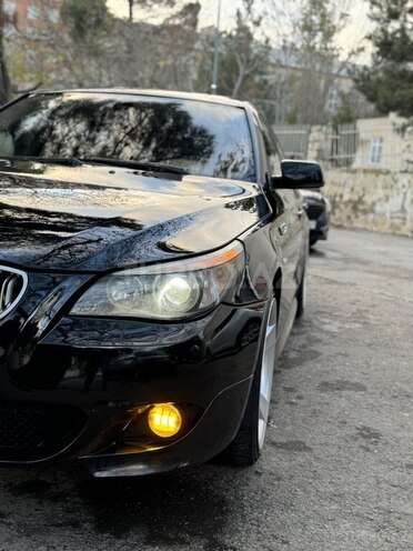 BMW 530 2003, 380,000 km - 3.0 l - Bakı