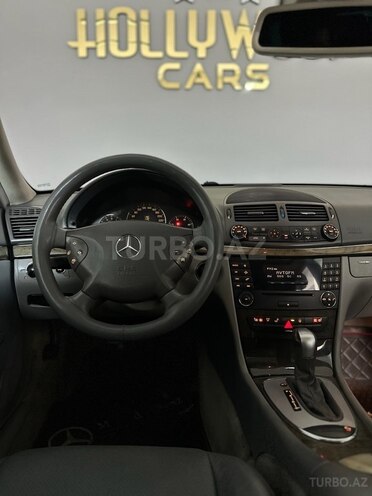 Mercedes E 270 2003, 328,000 km - 2.7 l - Bakı