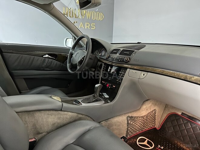 Mercedes E 270 2003, 328,000 km - 2.7 l - Bakı