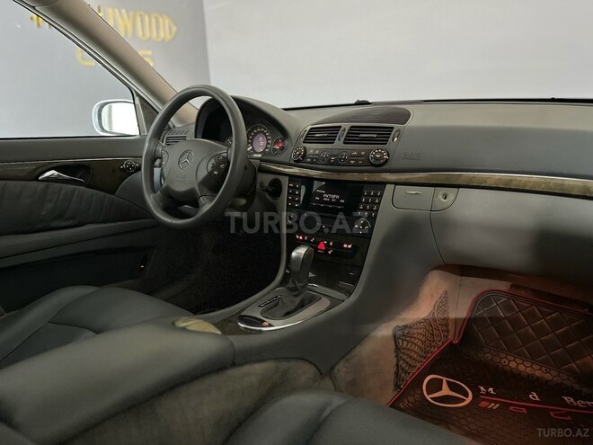 Mercedes E 270 2003, 328,000 km - 2.7 l - Bakı