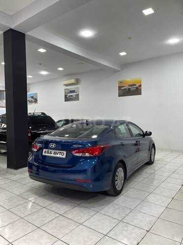 Hyundai Elantra-7