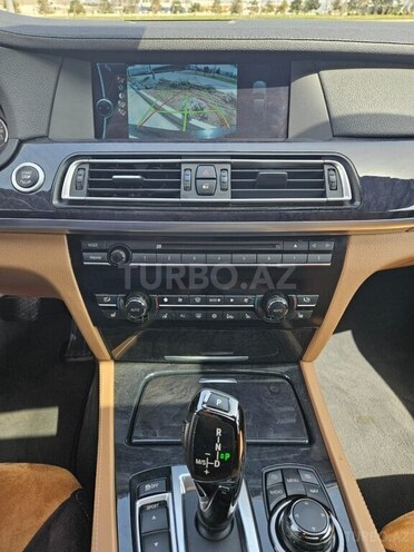 BMW 750 2009, 54,000 km - 4.4 l - Bakı
