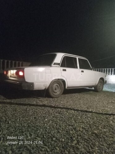 LADA (VAZ) 2107 1999, 100,000 km - 1.6 л - Salyan