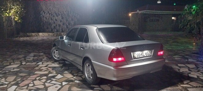 Mercedes C 180 1997, 307,000 km - 2.0 л - Salyan