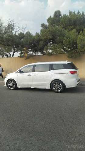 Kia Carnival 2015, 212,000 km - 2.2 l - Bakı