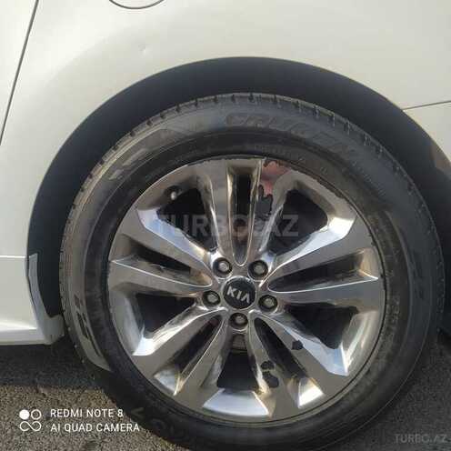 Kia Carnival 2015, 212,000 km - 2.2 l - Bakı