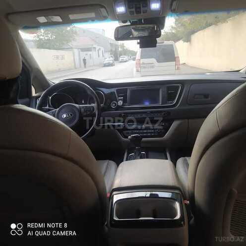 Kia Carnival 2015, 212,000 km - 2.2 l - Bakı