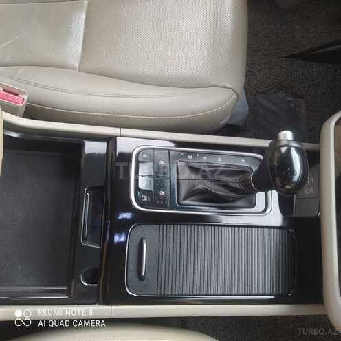 Kia Carnival 2015, 212,000 km - 2.2 l - Bakı