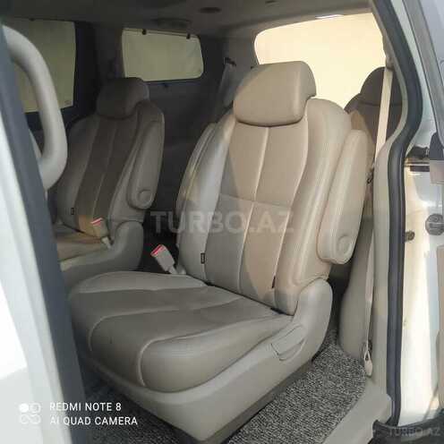 Kia Carnival 2015, 212,000 km - 2.2 l - Bakı
