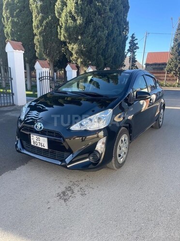 Toyota Aqua 2017, 125,000 km - 1.5 l - Bakı