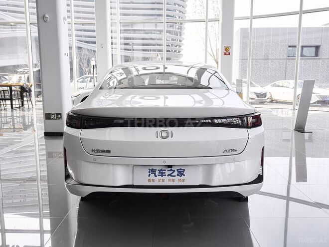 Changan Qiyuan A05 2024, 0 km - 1.5 л - Bakı
